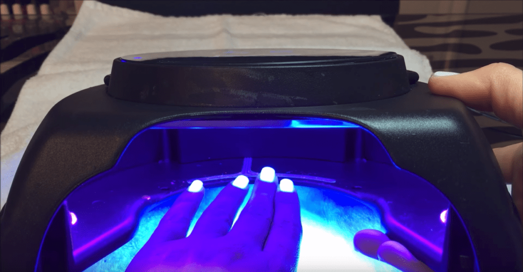 The Best LED Lamp for Gel Nails + Best Wattage Guide